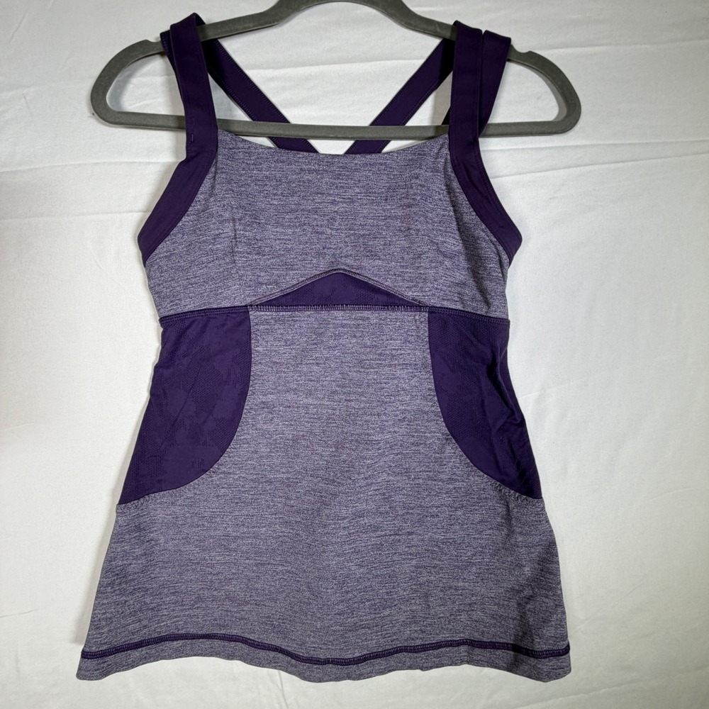 Lululemon Power Y Tank Lavender/Purple  Sz 8 Built-in Bra Workout Gym Top